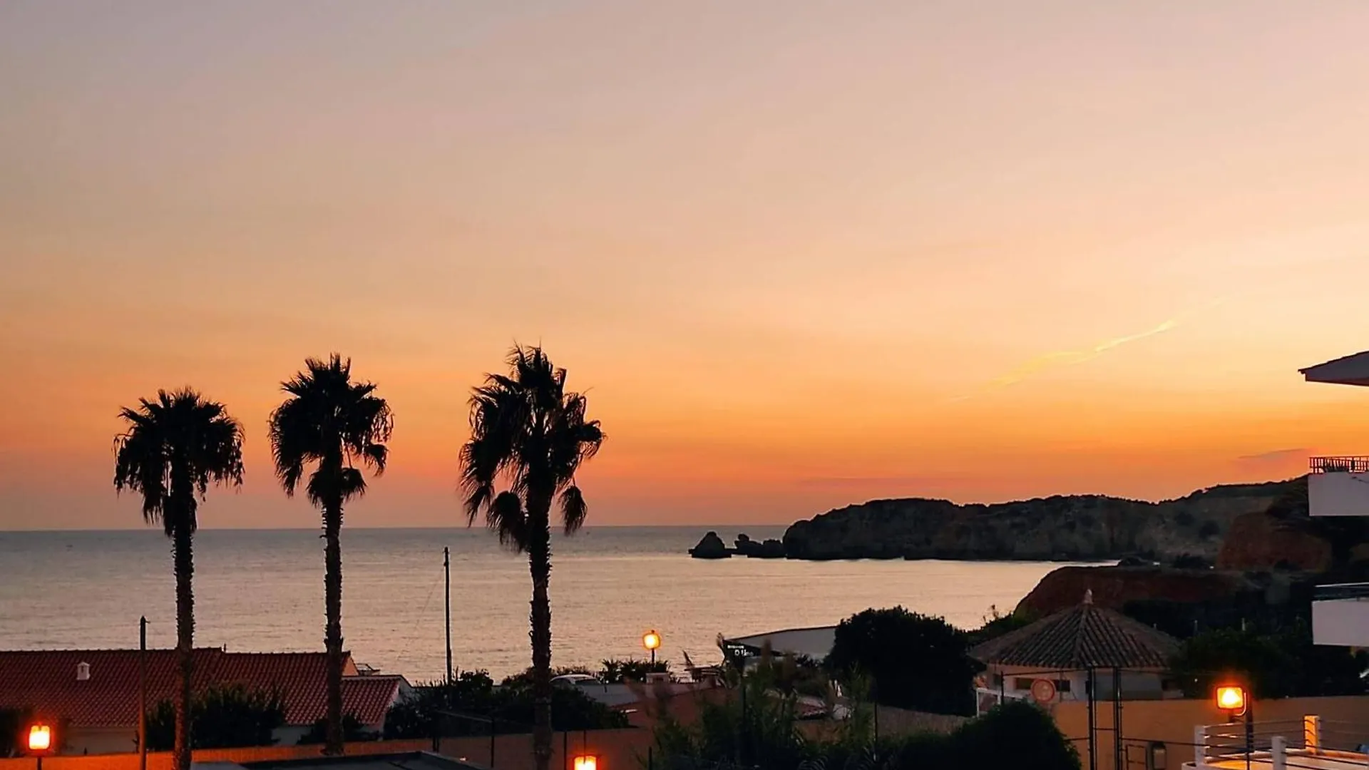Sweet Home Coral Do Vau 1 A Portimao Apartment